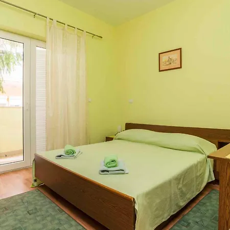 Apartman In - Istrien 12041